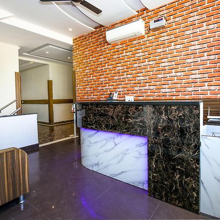 Hotel Woodcrest Zirakpur - Best Family Hotel By - A Unit Of Sidham Group 外观 照片