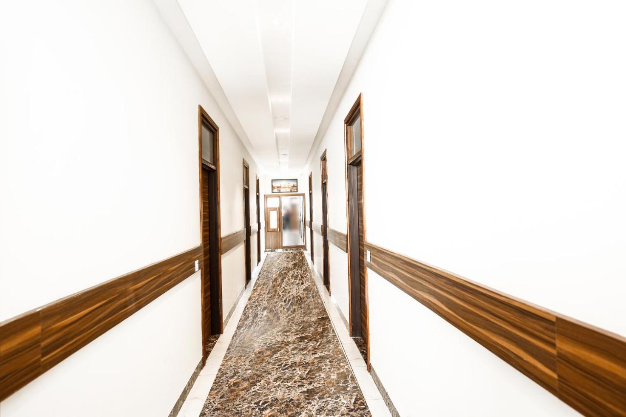 Hotel Woodcrest Zirakpur - Best Family Hotel By - A Unit Of Sidham Group 外观 照片