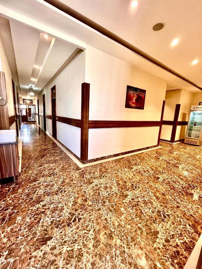Hotel Woodcrest Zirakpur - Best Family Hotel By - A Unit Of Sidham Group 外观 照片