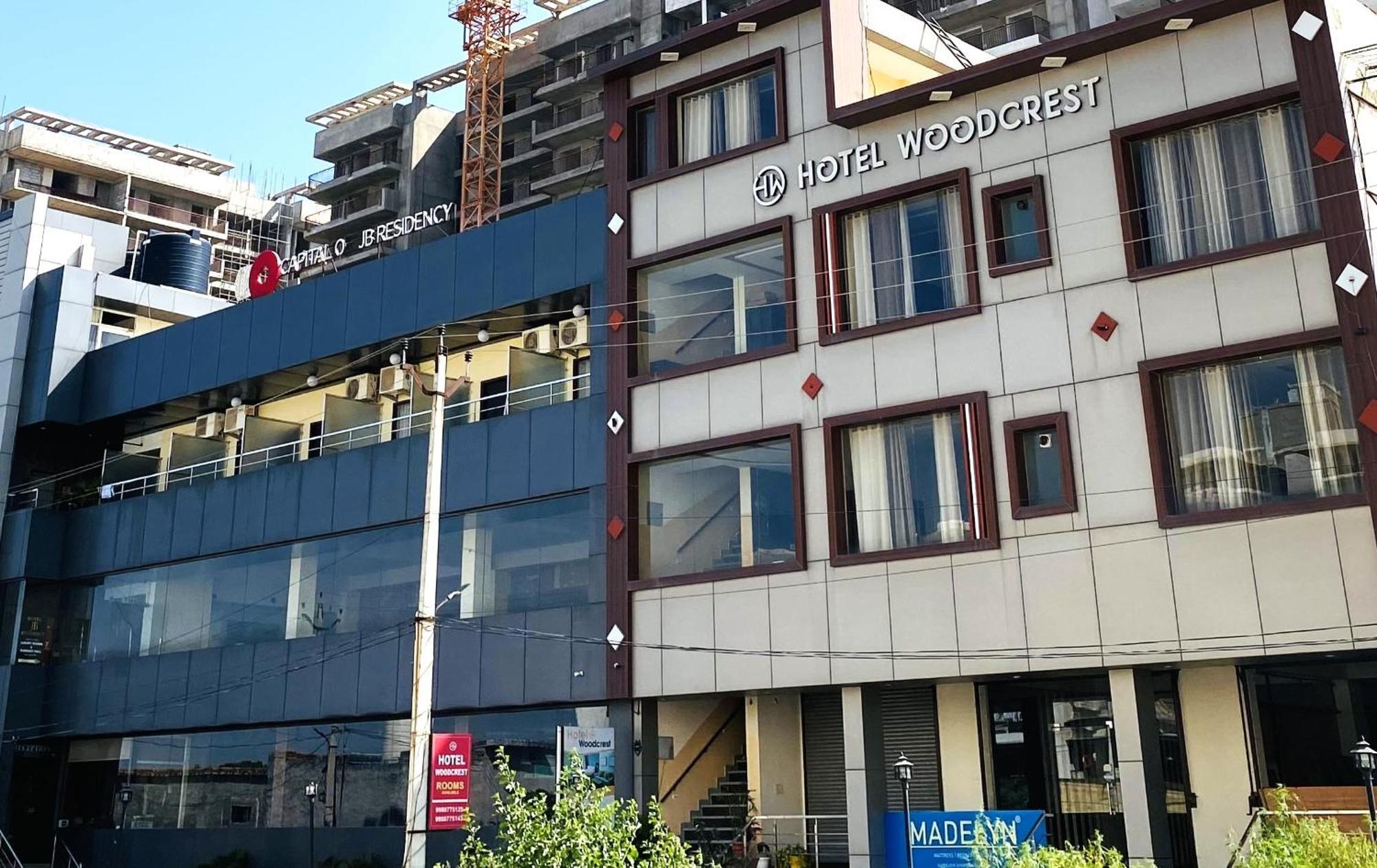 Hotel Woodcrest Zirakpur - Best Family Hotel By - A Unit Of Sidham Group 外观 照片